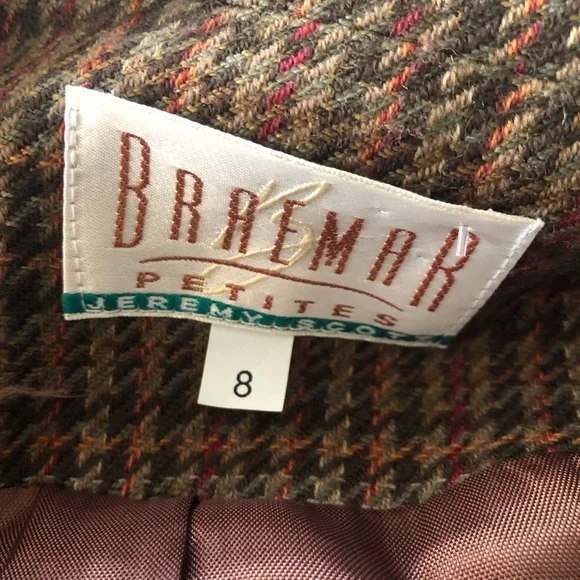 Blazer - Picture 4 of 9